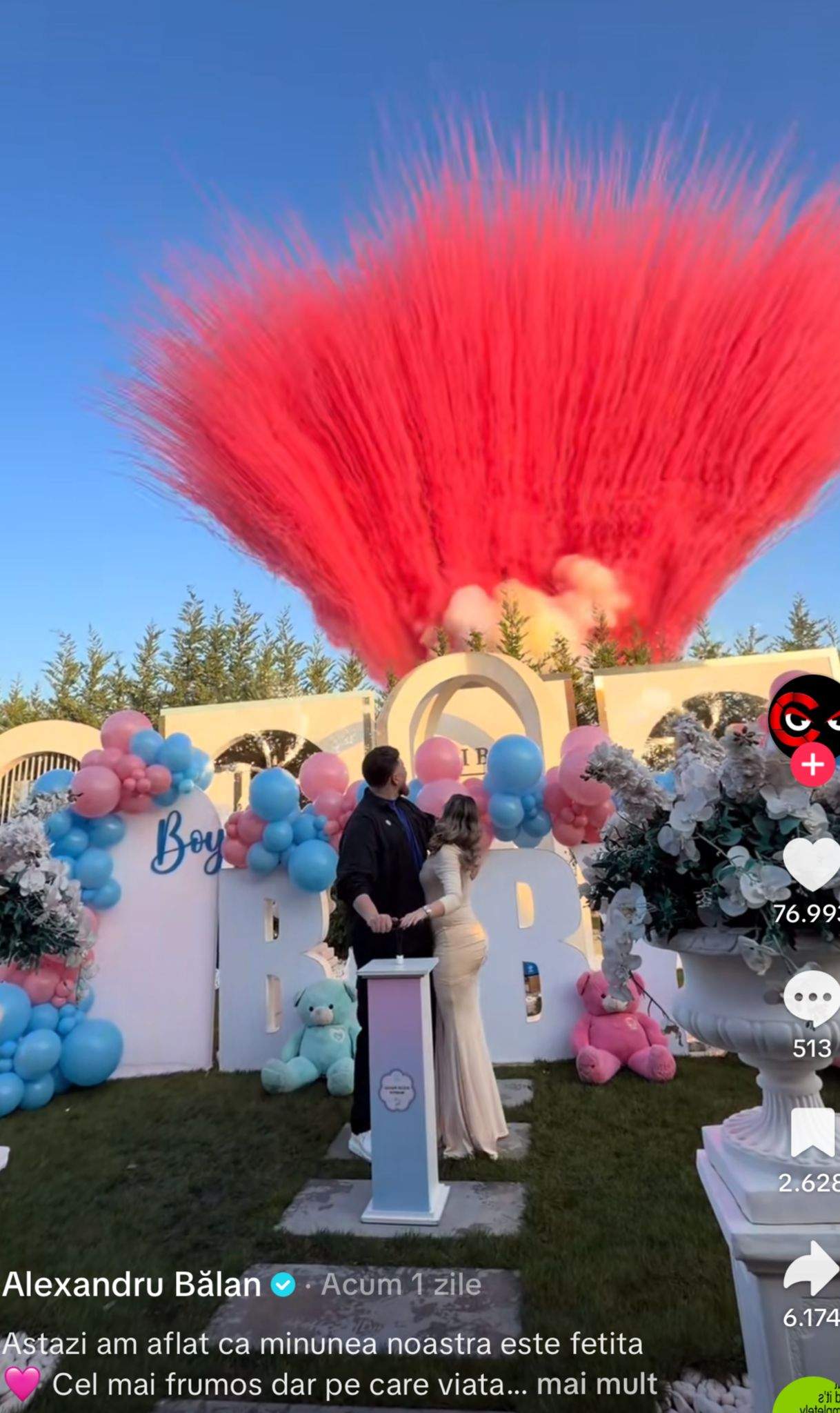 Colo, alături de soția sa însărcinată