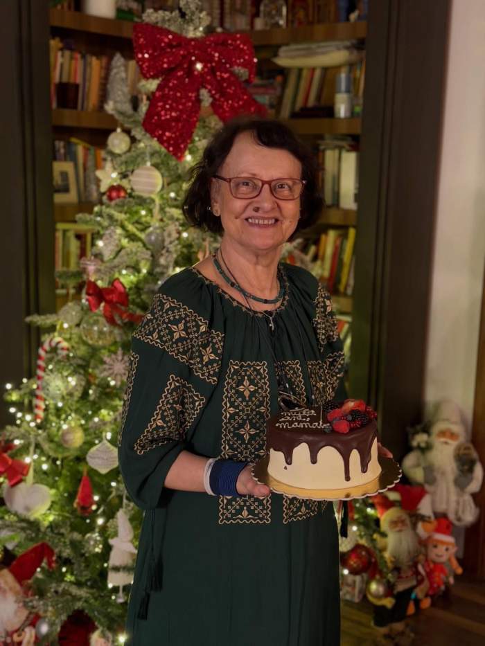 Mama Simonei Gherghe, de ziua ei de naștere