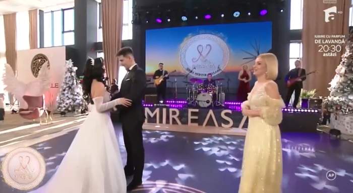 Cum arată rochiile de mireasă ale finalistelor de la Mireasa, sezonul 12. Partenerii lor le-au sorbit din priviri