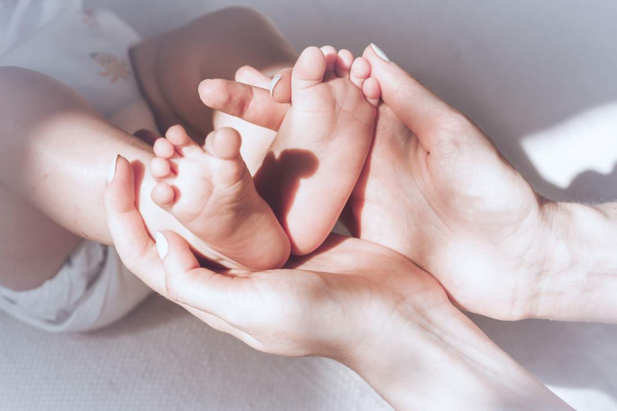 un bebeluș nou născut