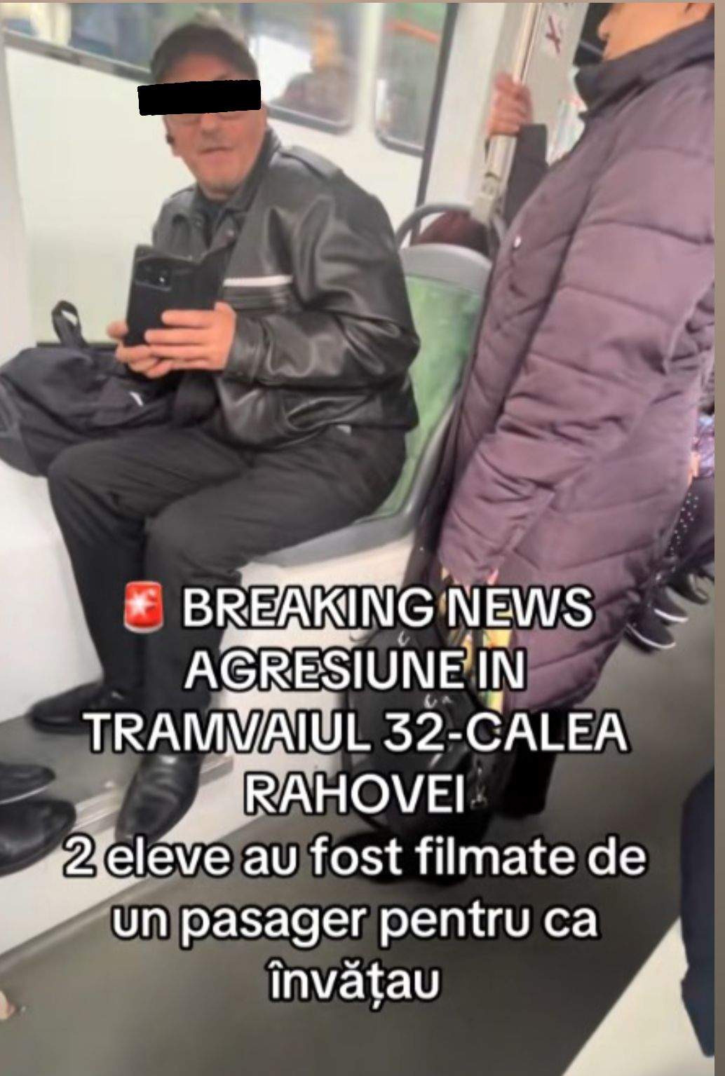 Bărbatul din tramvai care a agresat cele două fete, doar pentru că învățau