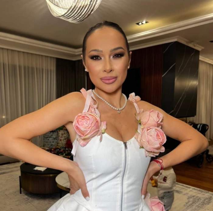 Vlăduța Lupău, machiată și coafată