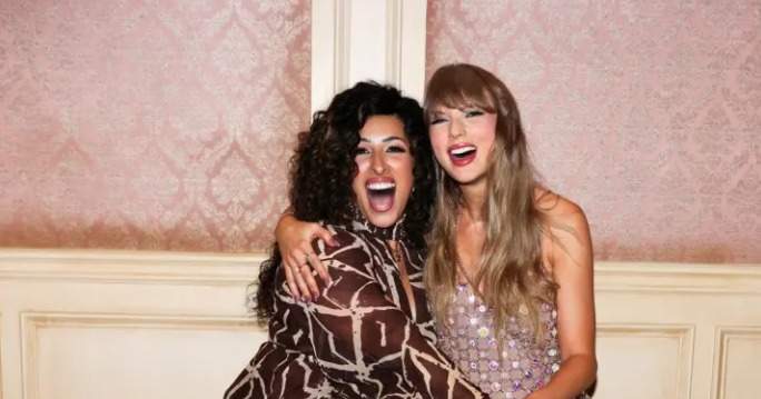 Taylor Swift, alături de Jeslyn Gorman