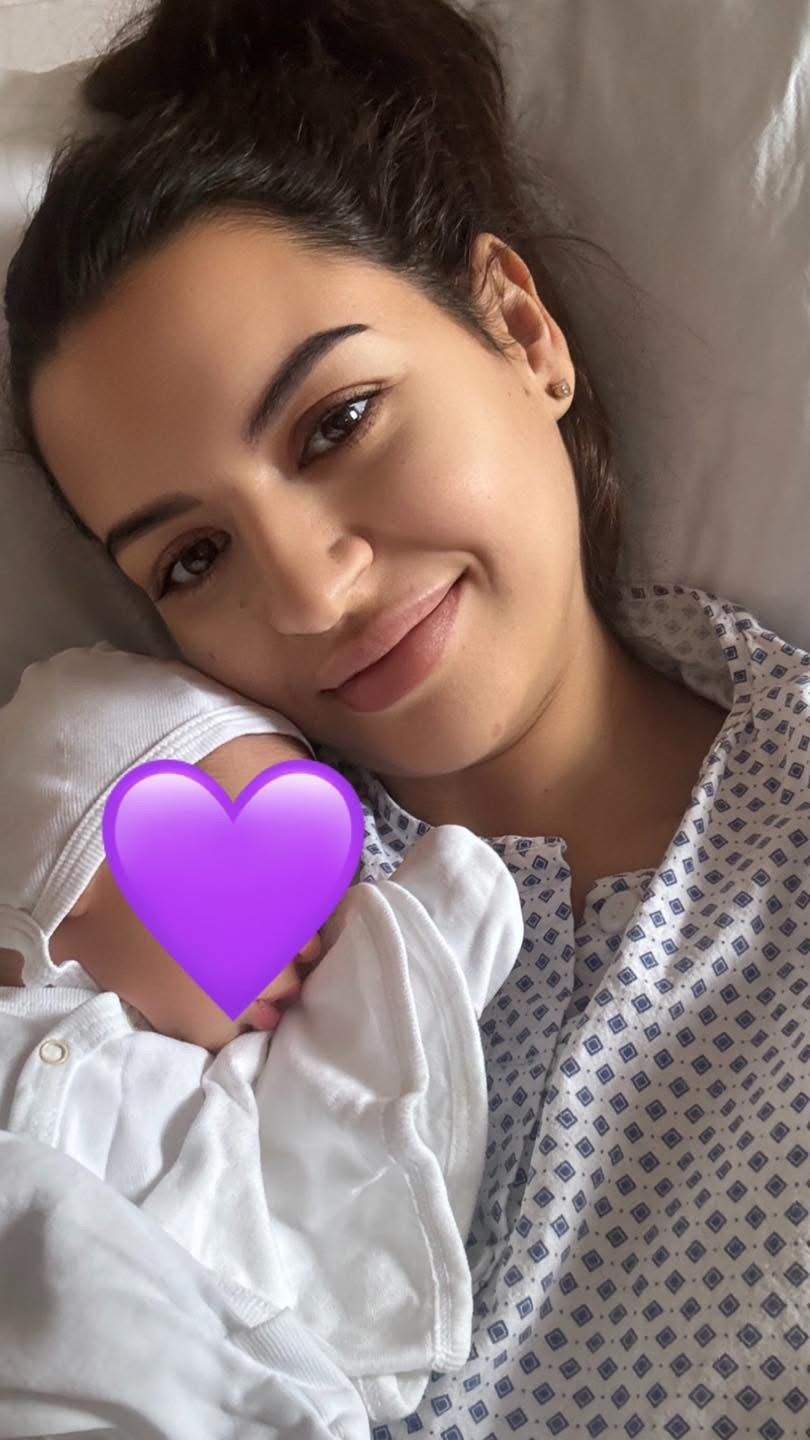 Claudia Ionaș, alături de fiica ei