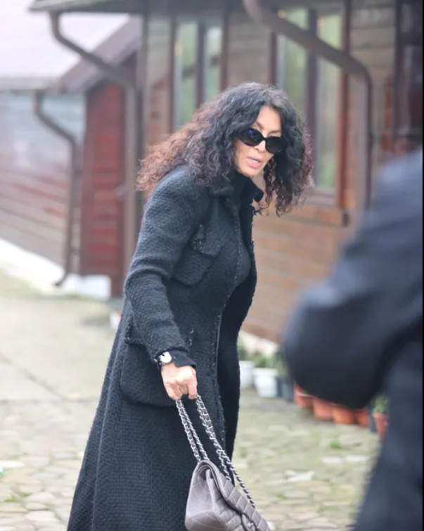 Mihaela Rădulescu, elegantă