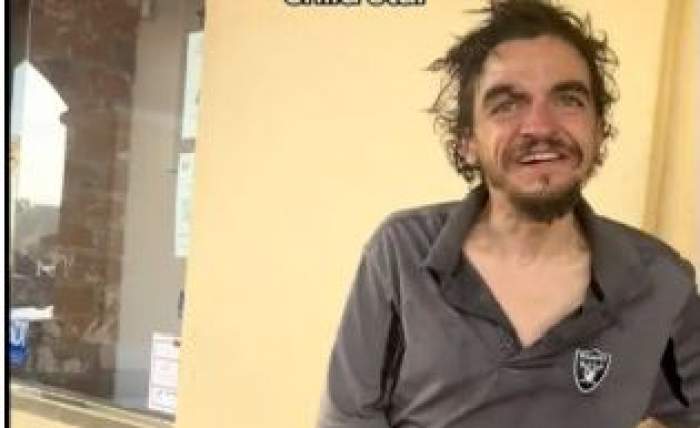 Actorul, ajuns om al străzii