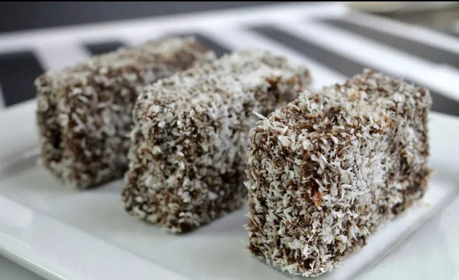 Tăvălită cu cocos