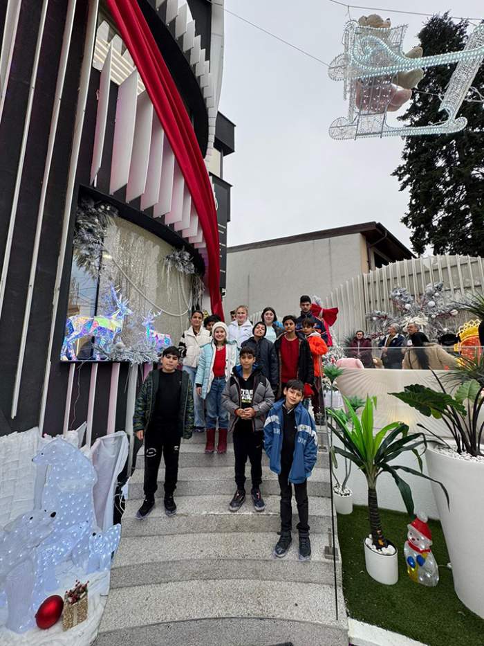 (P) Swiss Clinics și Valentin Burada aduc magia Crăciunului în inimile copiilor din centrele de zi, printr-o amplă acțiune socială realizată alături de DGASPC și ONG-uri partenere