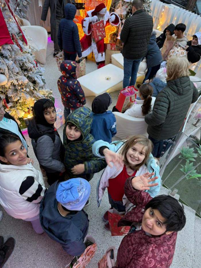 (P) Swiss Clinics și Valentin Burada aduc magia Crăciunului în inimile copiilor din centrele de zi, printr-o amplă acțiune socială realizată alături de DGASPC și ONG-uri partenere