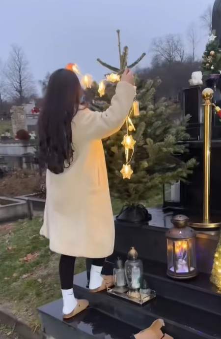 Durere fără margini la mormântul lui Gabi Stângău. Gestul făcut de familia violonistului înainte de sărbători