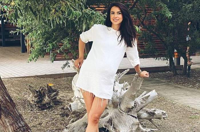 Diana Bart, în rochie albă