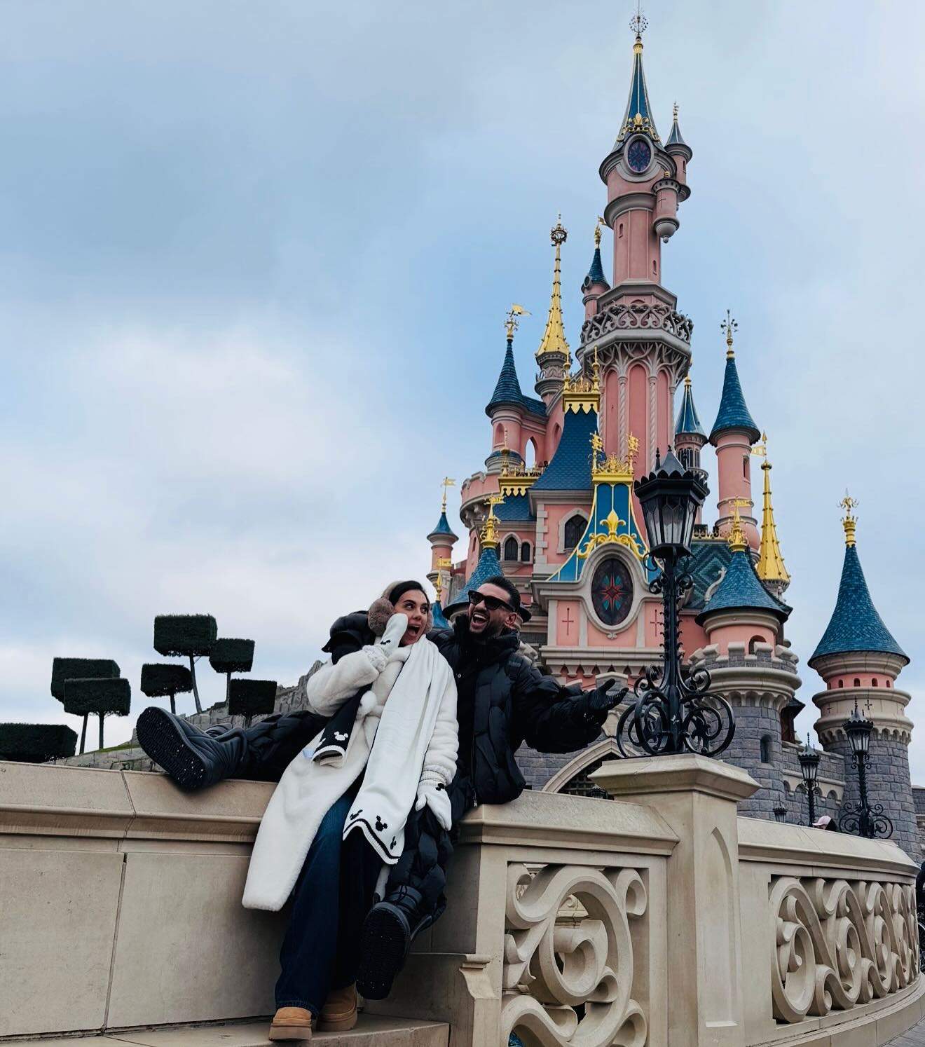 Dorian Popa și Andreea, la Disneyland