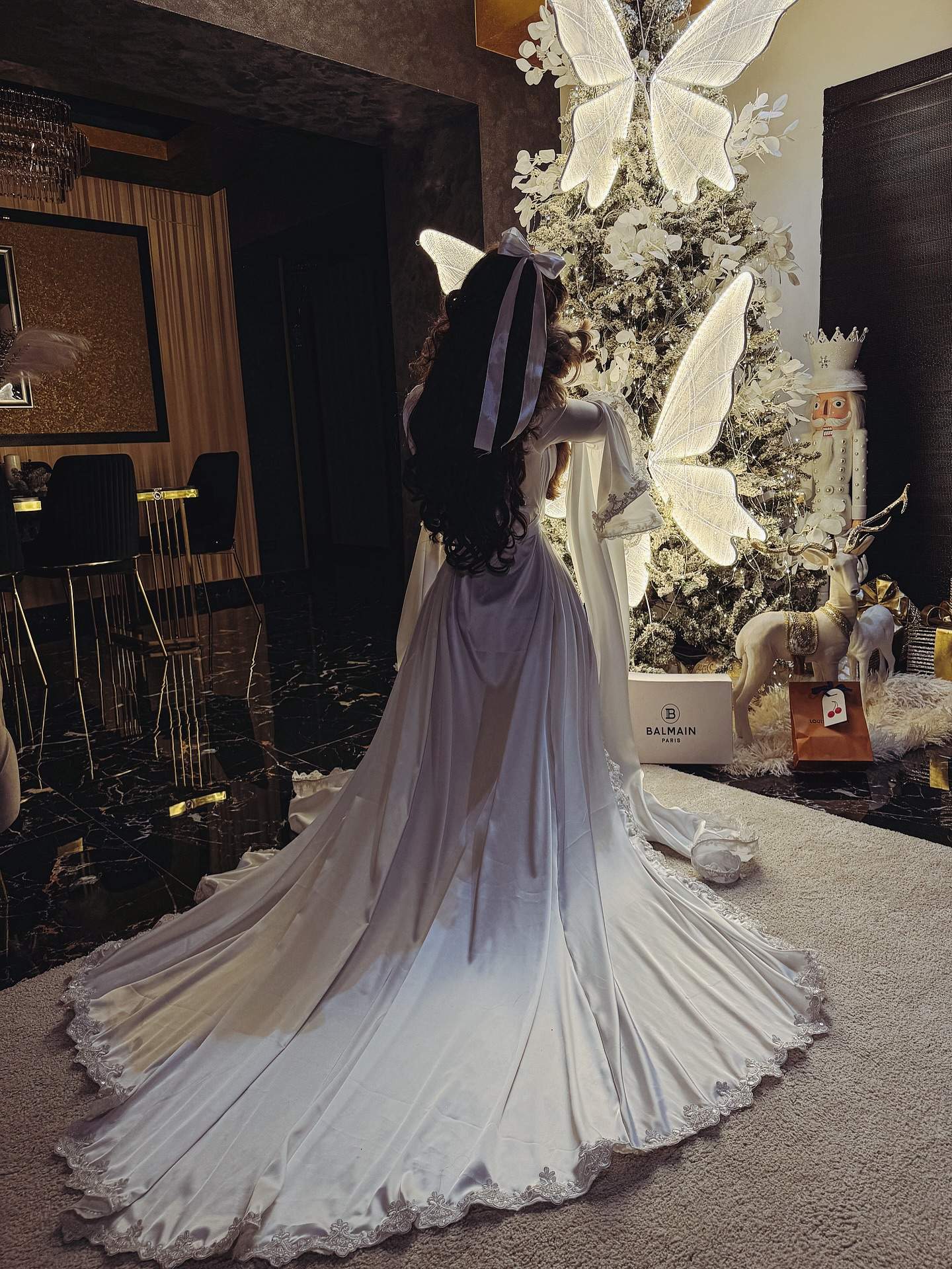 Loredana Chivu, lângă brad