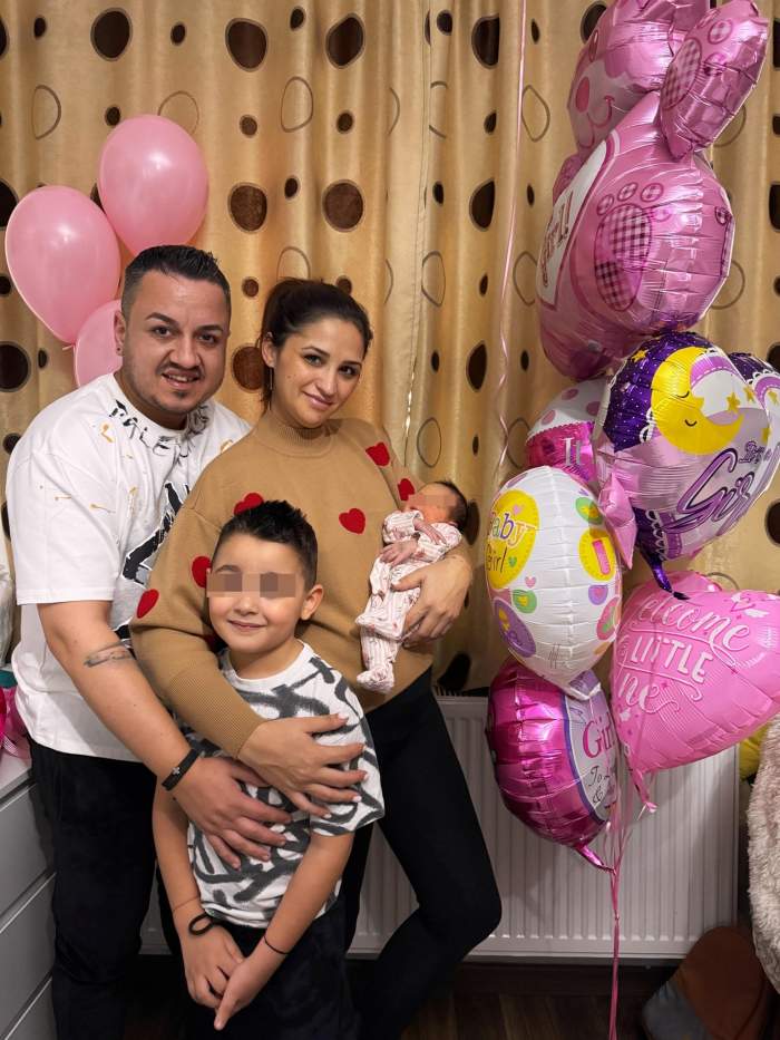 teodor, ionela, fiul lor si fetita cea mica