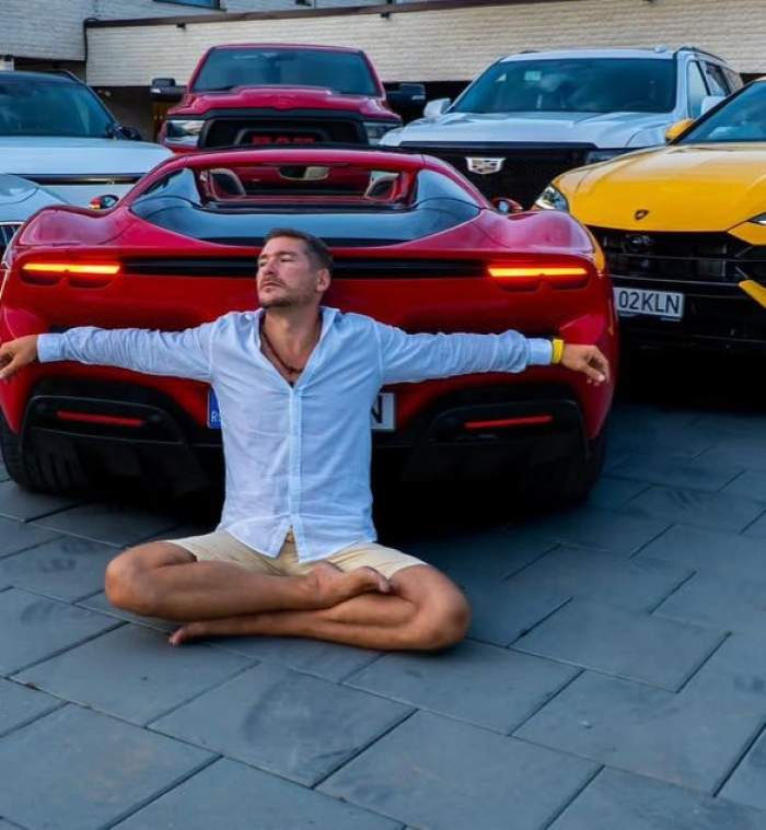 Călin Donca, lângă un bolid