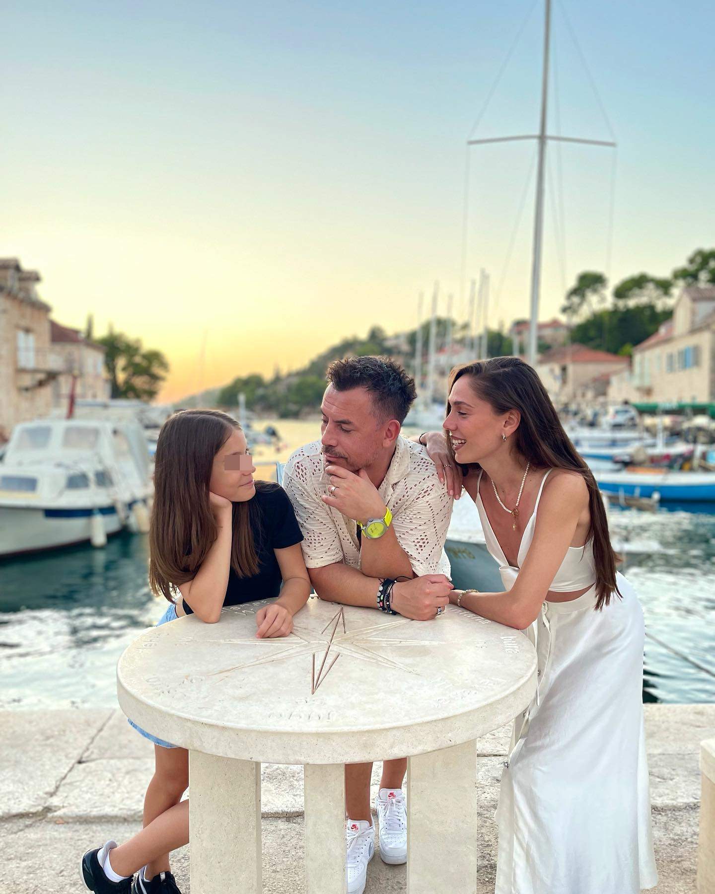 razvan fodor, irina si fiica lor, diana