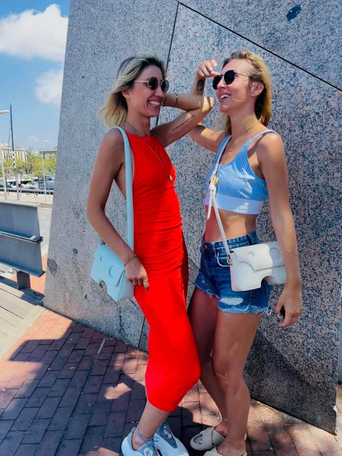 surorile Odagiu in vacanta