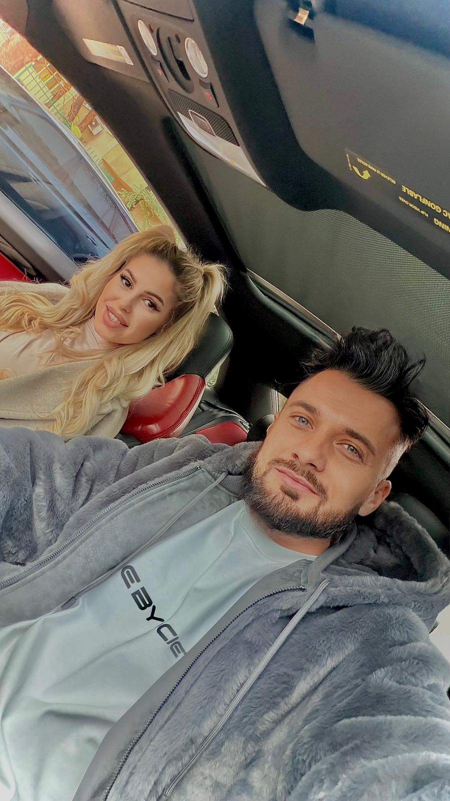 simona butura alaturi de iubitul ei