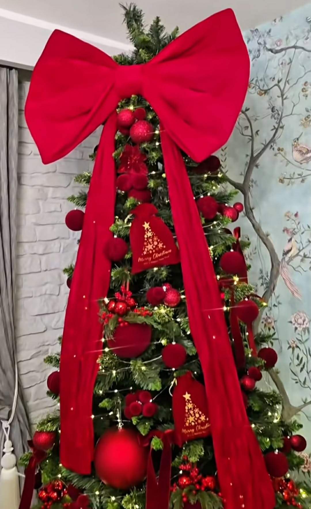 bradul de Crăciun al Oanei Roman