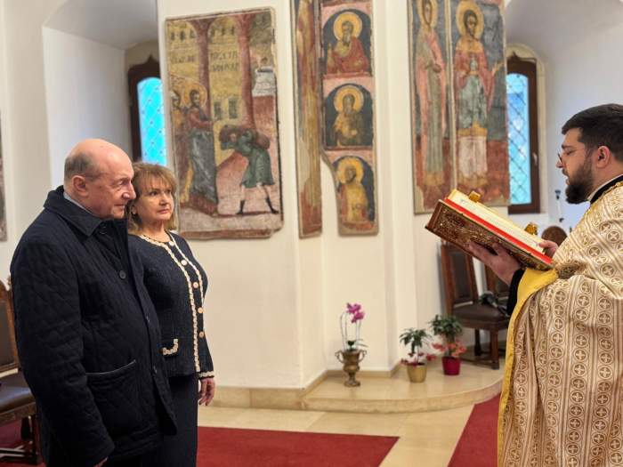 Traian Băsescu și maria Băsescu, în biserică