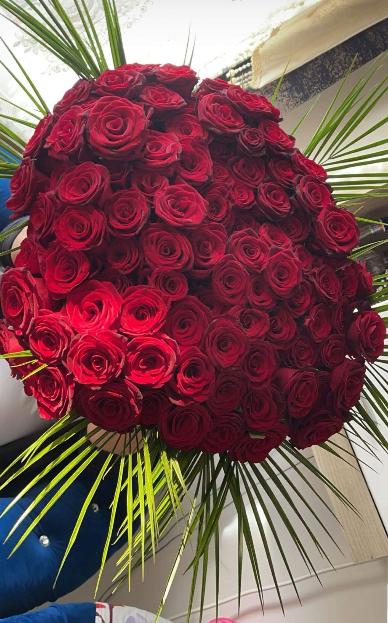 Buchetul de trandafiri al Cristinei Pucean