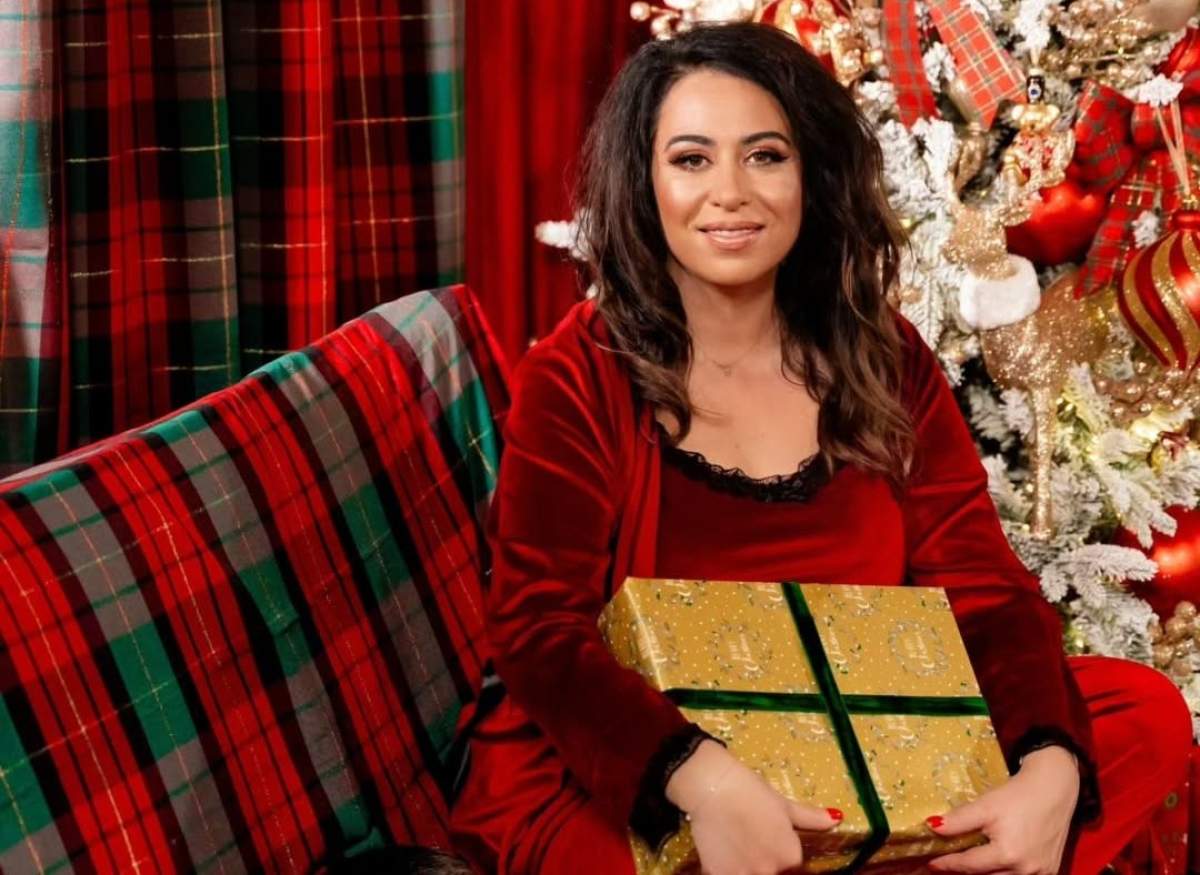 Oana Roman, ședință foto de Crăciun