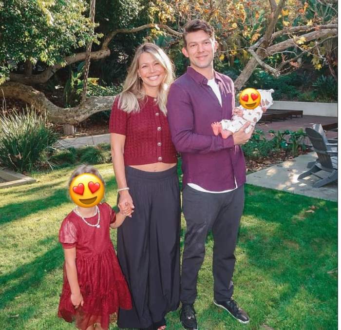 Krystal Nielson Bowles și familia ei