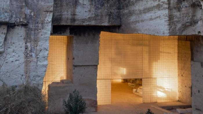 Foto peșteră pentru vacanțe