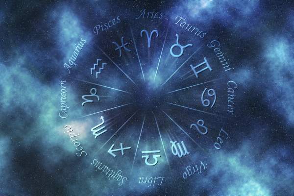 Neptun și Saturn se aliniază în Berbec pentru prima dată în peste 400 de ani. Ce urmează și cum vor fi afectate zodiile