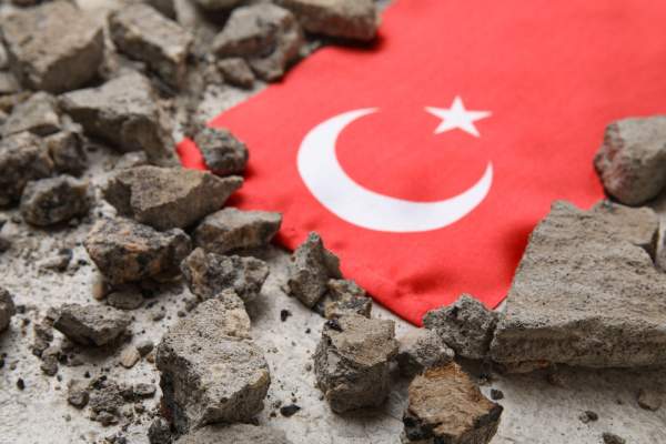 Turcia, zguduită de o serie de cutremure de intensitate medie spre mare, azi noapte, la câteva zile de la cel de 6.2