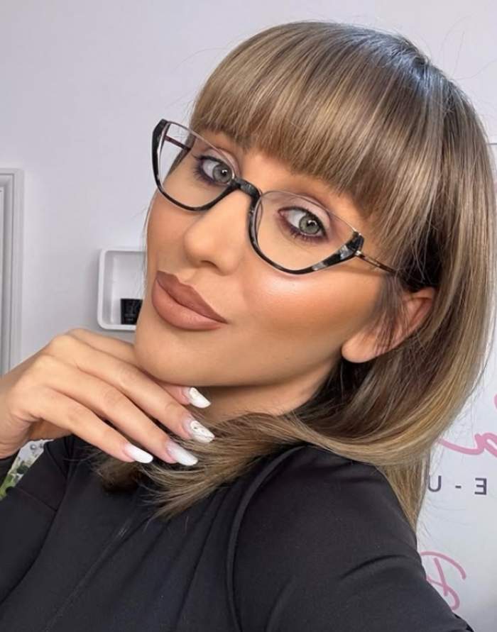 dana roba selfie