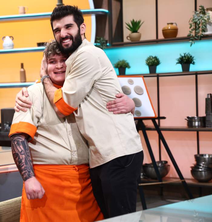 Echipa lui Chef Orlando Zaharia a câștigat battle-ul Chefi la cuțite de ieri seară. Mihai Vasile (Mexicanu’) a părăsit competiția