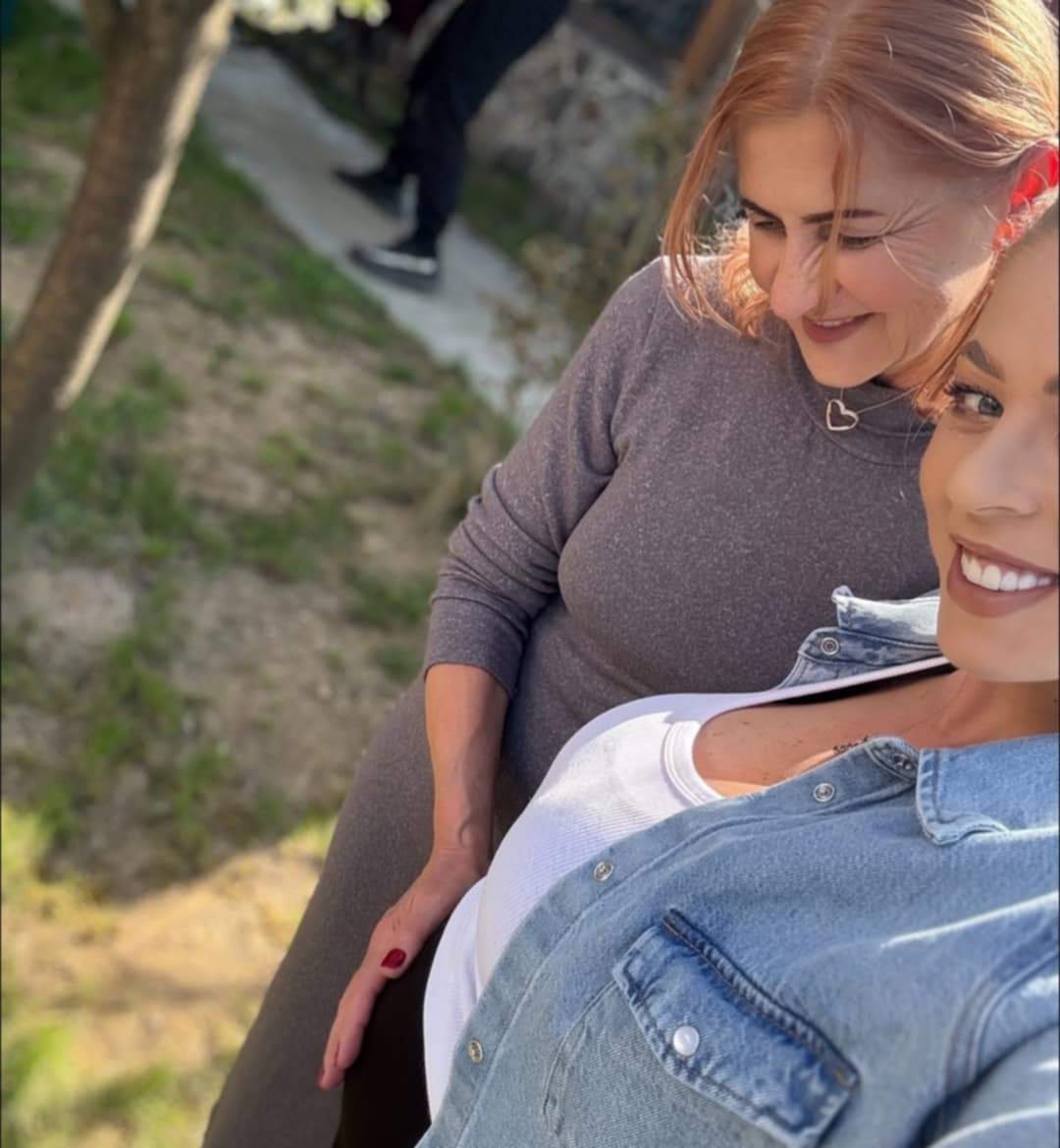 Roxana Nemeș și părinții ei