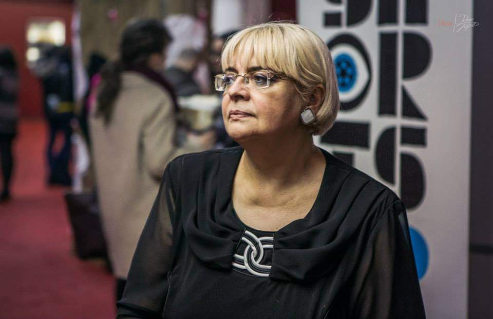 Irina Margareta Nistor poartă culoarea negru