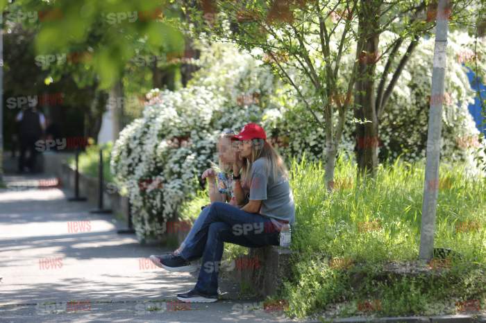 Anca Țurcașiu, undercover! A ieșit camuflată și a mizat că nu e recunoscută! Cum au filmat-o paparazzii și în compania cui