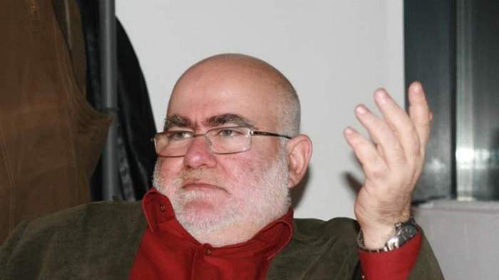 Profesorul pervers de la SNSPA, îngenuncheat / Nici infarctul nu l-a salvat!