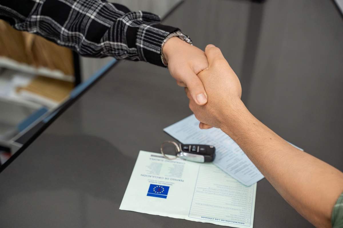 (P) Cum să înmatriculezi un automobil adus din străinatate? 8 pași esențiali 