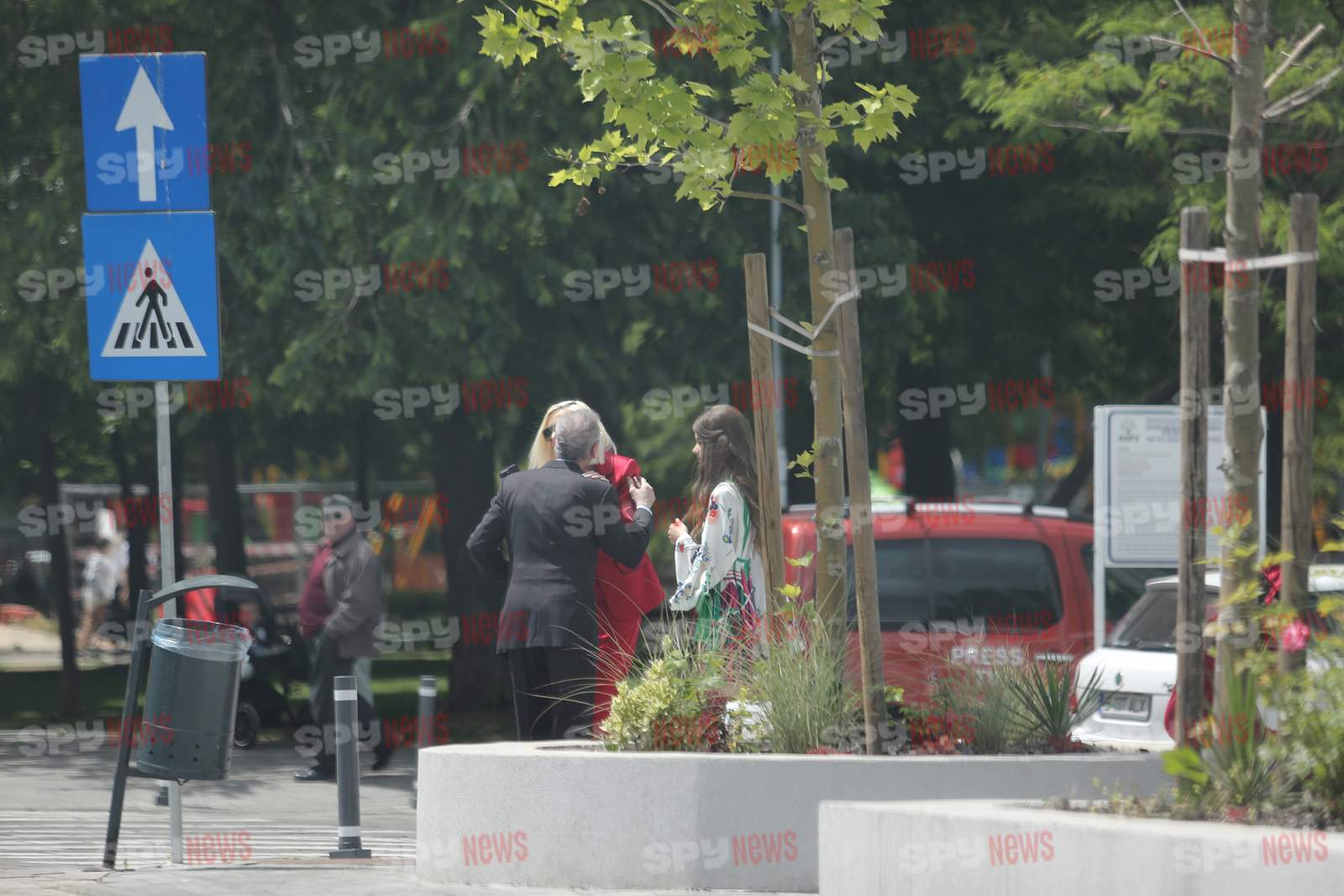 Ce au făcut Mihai Albu și proaspăta soție imediat după ce au plecat de la Starea Civilă. Imagini surprinse de paparazzii Spynews.ro
