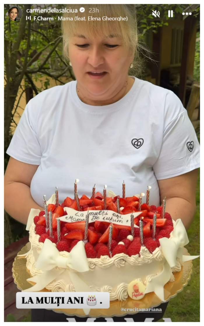 Carmen de la Sălciua, surpriză pentru ziua de naștere a mamei sale. Cum a petrecut cântăreața alături de familia sa: „Cât de iubită ești”