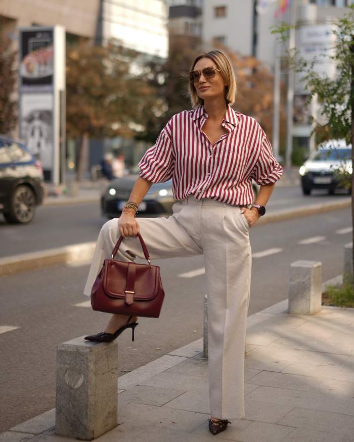 Carmen Negoita s-a fotografiat pe strada