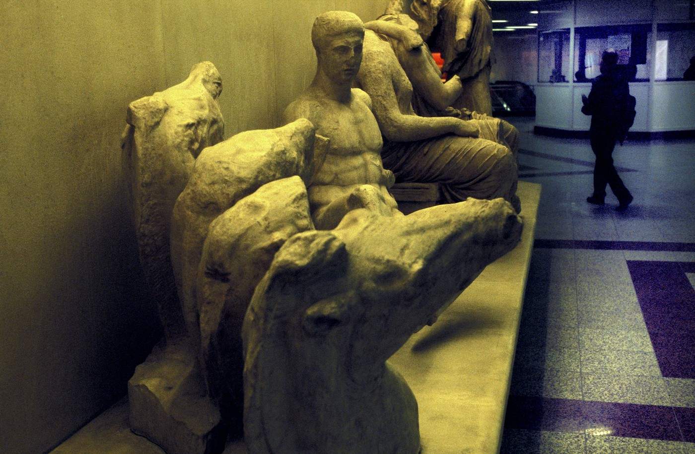 Atena, artefacte istorice expuse într-o stație de metrou anexă a muzeului Jochem Wijnands