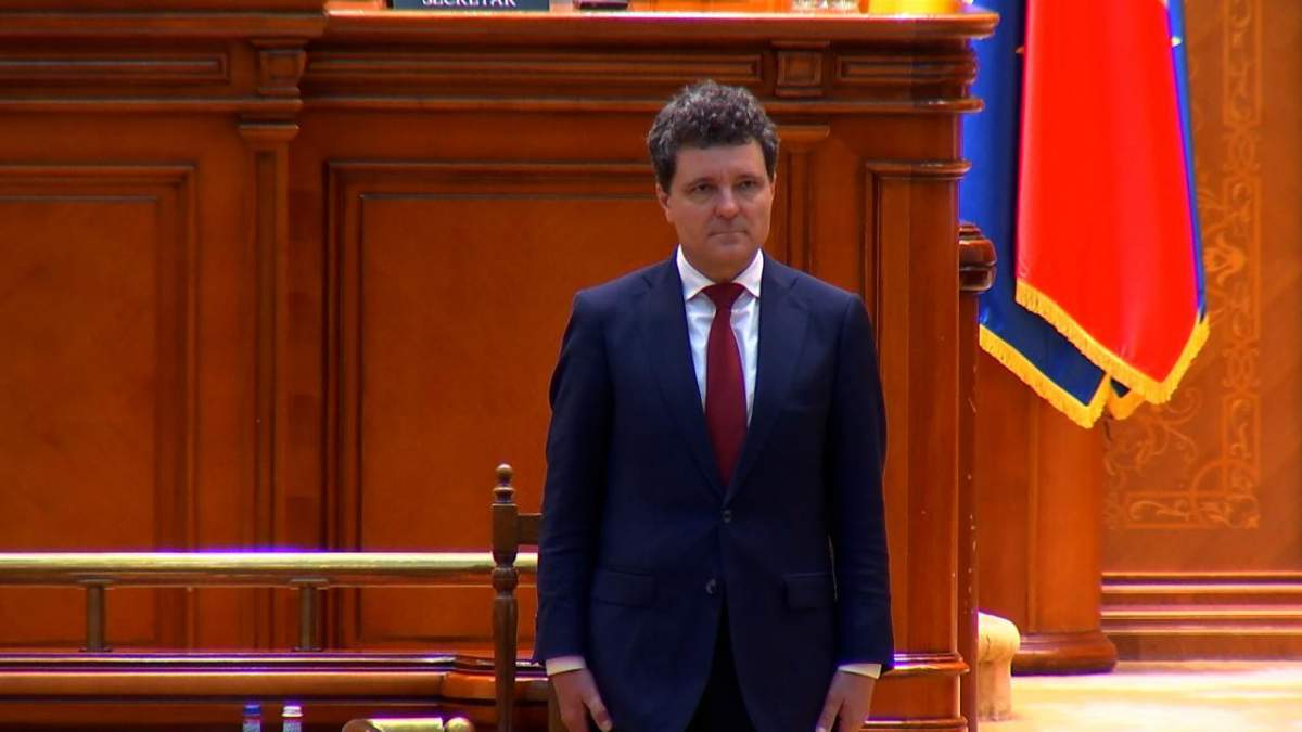 Românii au ales Antena 1 la depunerea jurământului și preluarea mandatului de către președintele Nicușor Dan. Ediția Specială Observator, lider de audiență