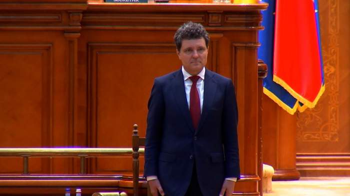 Românii au ales Antena 1 la depunerea jurământului și preluarea mandatului de către președintele Nicușor Dan. Ediția Specială Observator, lider de audiență