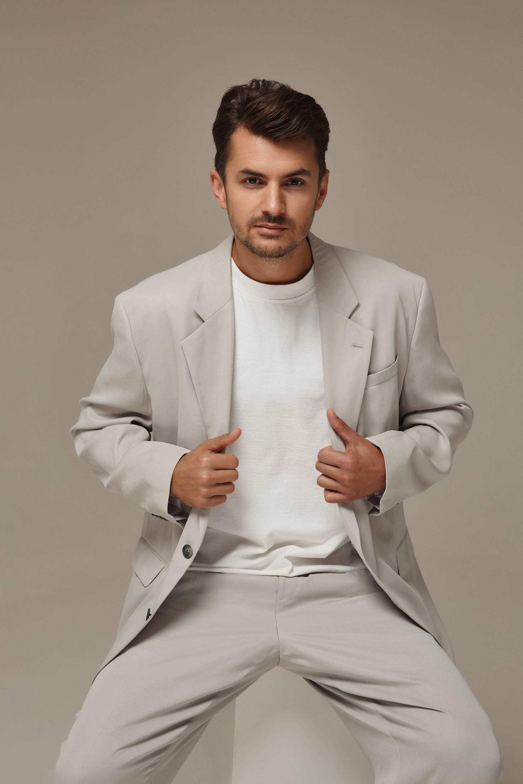 Protagonistul serialului Ana, Mi-ai fost scrisă în ADN, Vlad Udrescu, premiul UNITER pentru „Cel mai bun actor în rol principal”