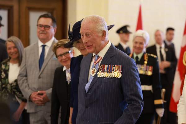 Regele Charles, prima vizită oficială după ce a fost diagnosticat cu cancer. Monarhul și Regina Camilla au ajuns în Canada