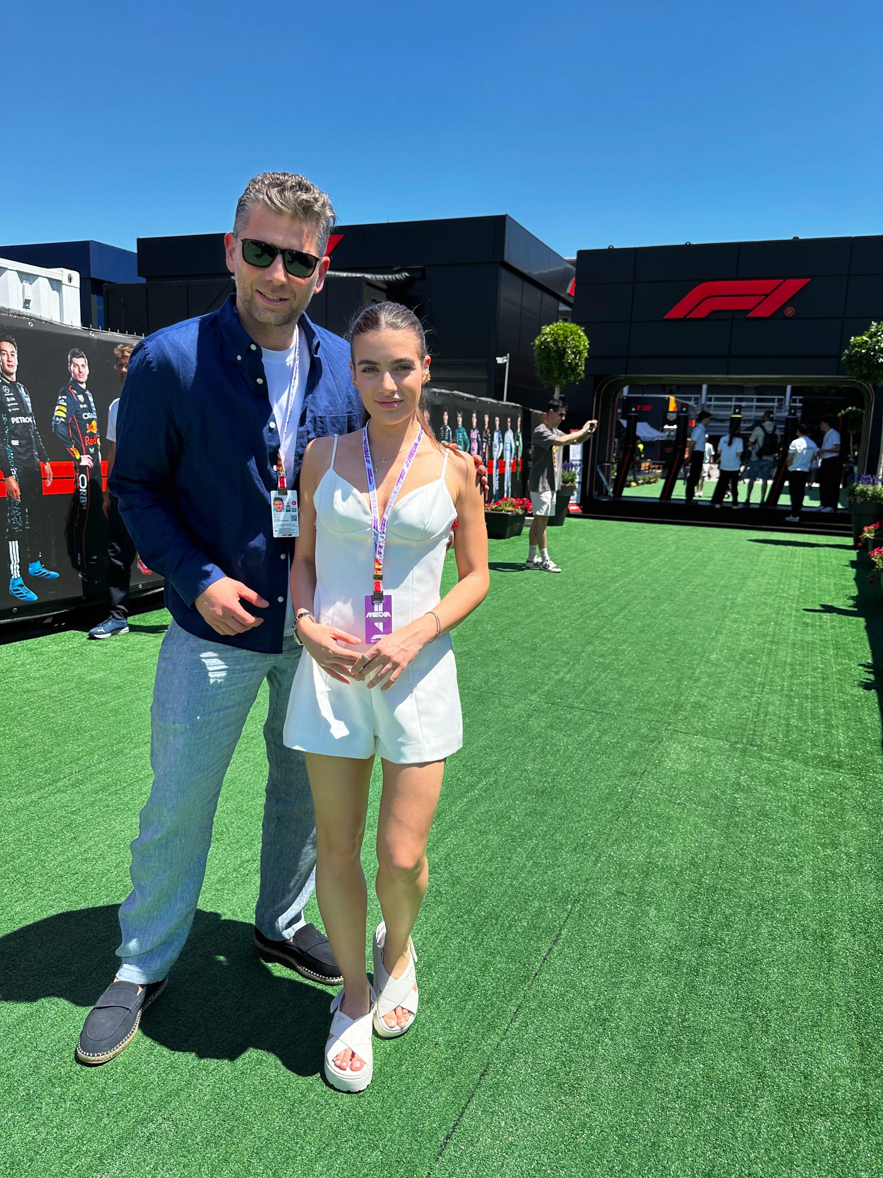 Marele Premiu de Formula 1 al Spaniei se vede duminică, de la 16.00, la Antena 1 şi pe AntenaPLAY. Ana Bodea şi Valentin Butnaru trăiesc live experiența Formula 1