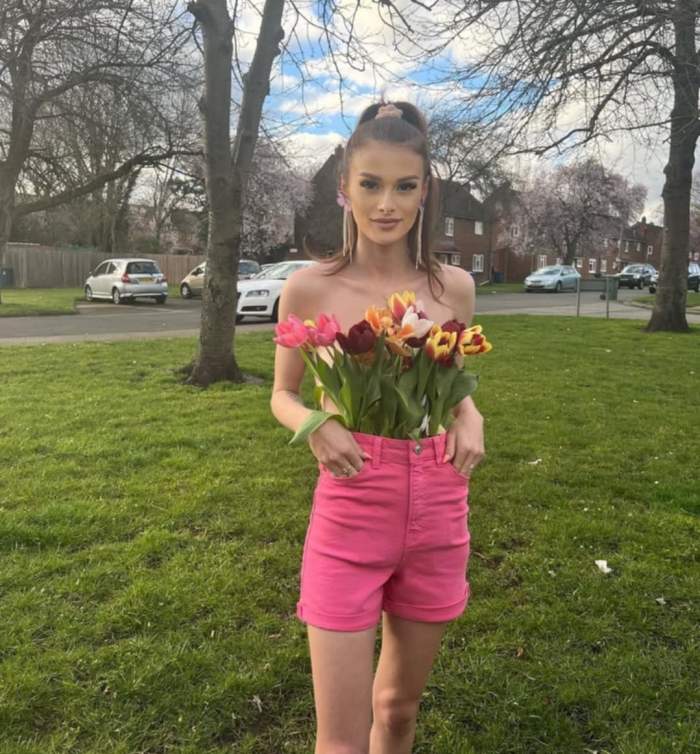 Cine este Teodora Marcu de la Insula Iubirii, tânăra împușcată în plină stradă. Ce a postat inainte de incident | FOTO
