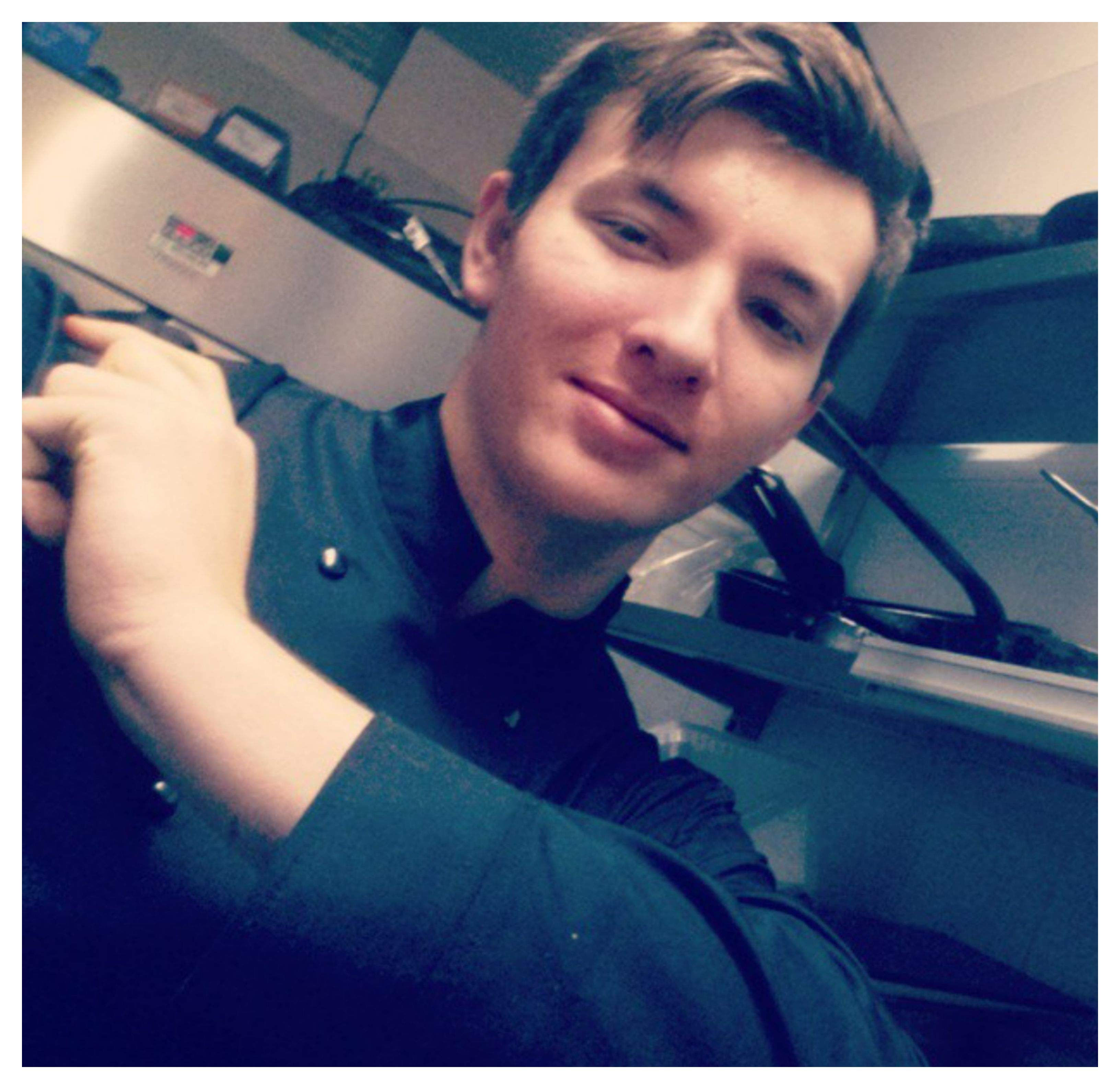 Cum arăta Andy Van de Gucht în adolescență. „Cuțitul de aur” al lui chef Richard Abou Zaki reușeste să impresioneze la Chefi la cuțite