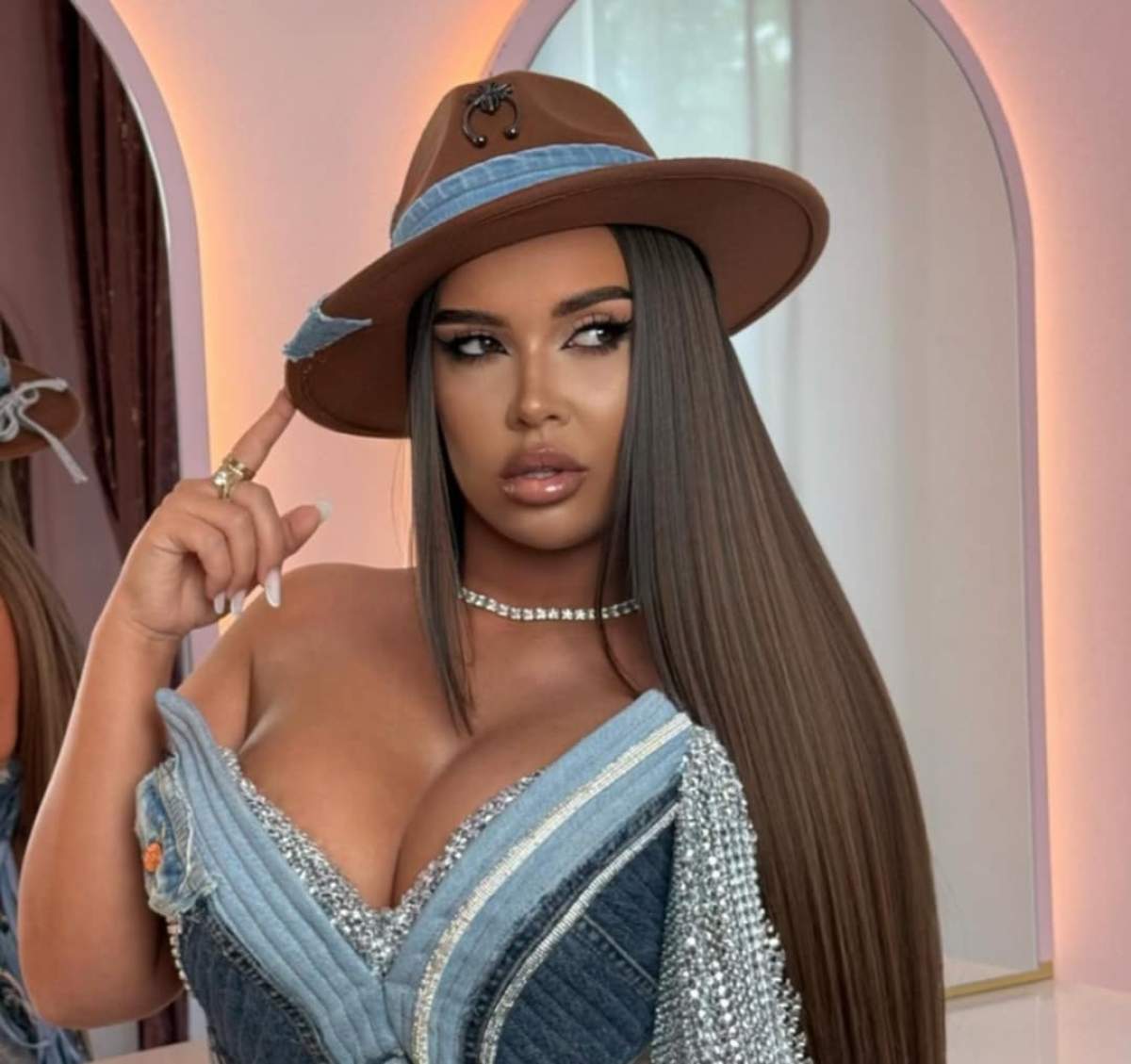 Andra Volos
