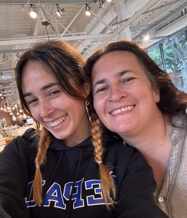 andra gogan si mama ei impreuna